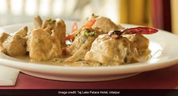 Safed Maas: The Royal White Lamb Curry